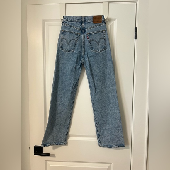 Levi’s Ribe Cage Straight - Picture 2 of 2